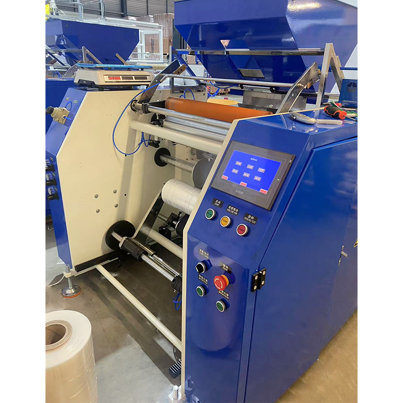 How can a stretch film slitting and rewinding machine avoid burrs on the slitting edges?